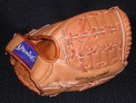Glove used by Bob Aspromonte